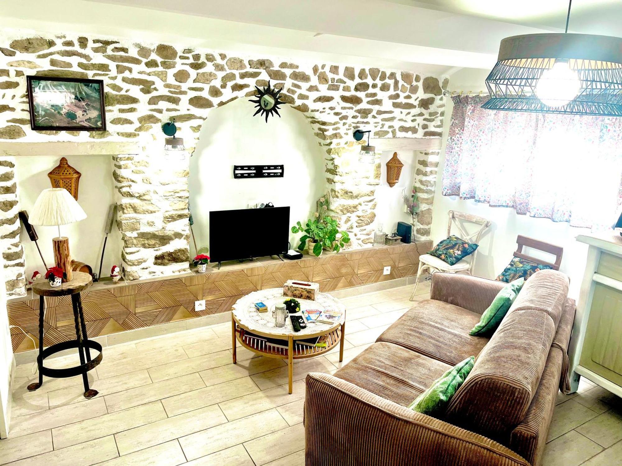 Appartement Cosy Saint-Hilaire-de-Brethmas Exterior foto