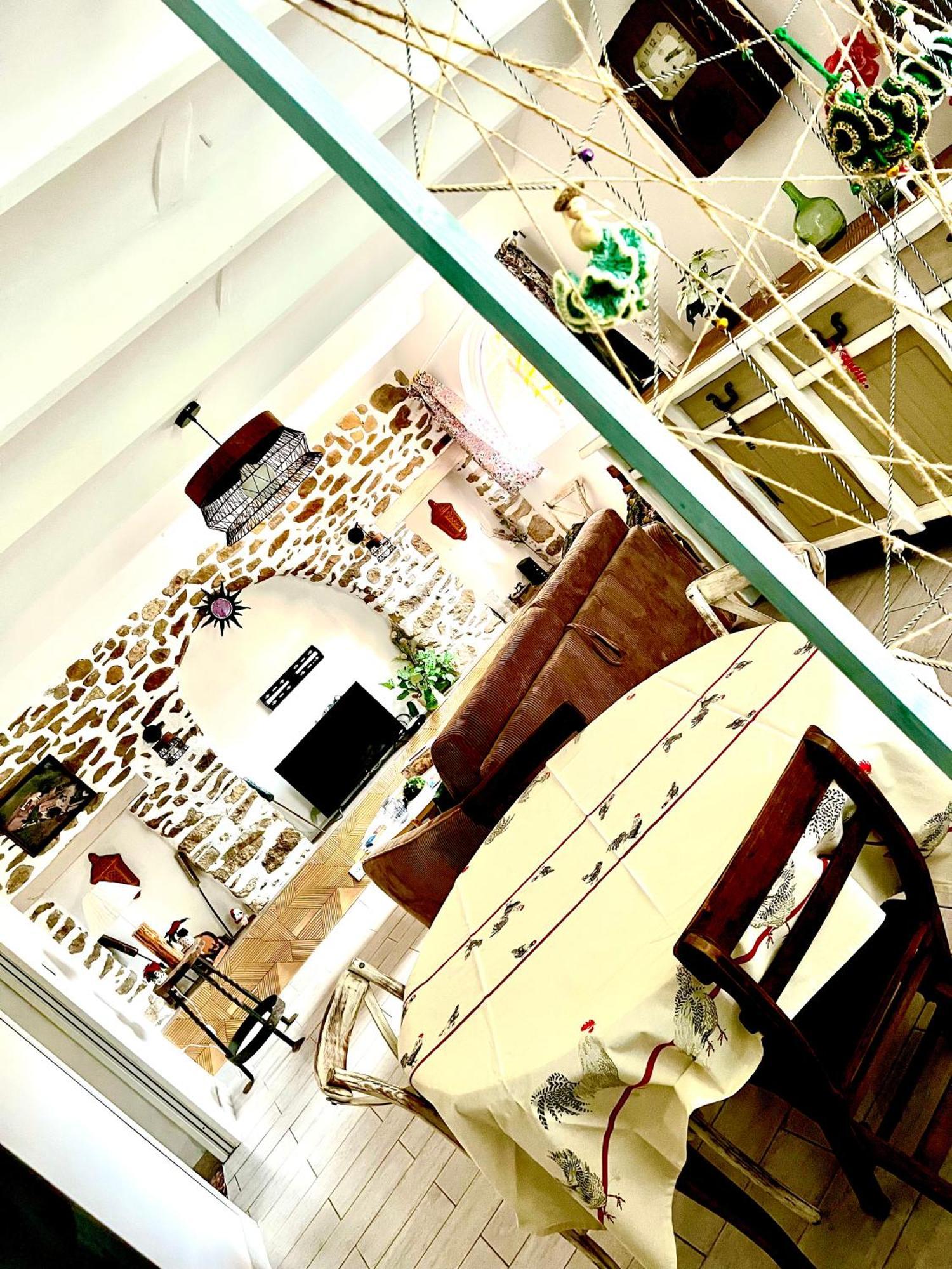 Appartement Cosy Saint-Hilaire-de-Brethmas Exterior foto